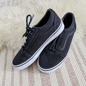 Vans Ward Low Suede front Sneaker Gray